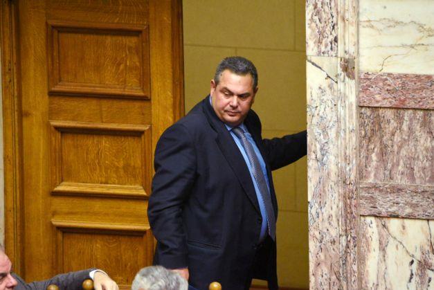 Καμμένος: Πρέπει να θέλω να παντρευτεί ο άλλος καμήλα;