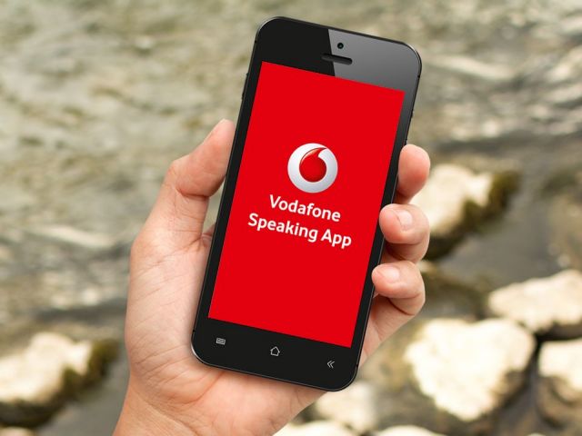 Τι κάνει η Vodafone για την ισότιμη πρόσβαση τυφλών, κωφών και ανάπηρων