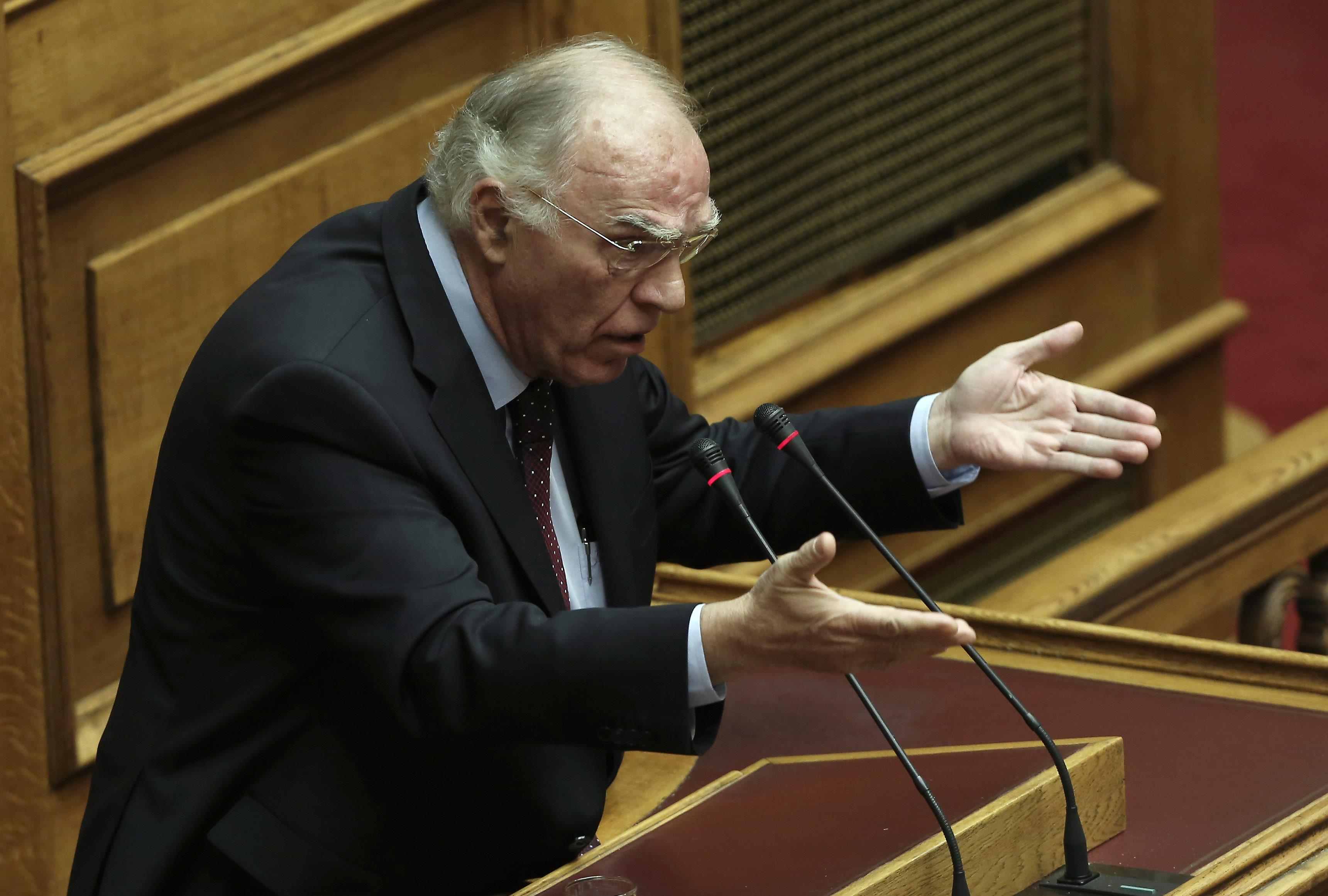 Επίκαιρη ερώτηση Λεβέντη στον πρωθυπουργό για το προσφυγικό