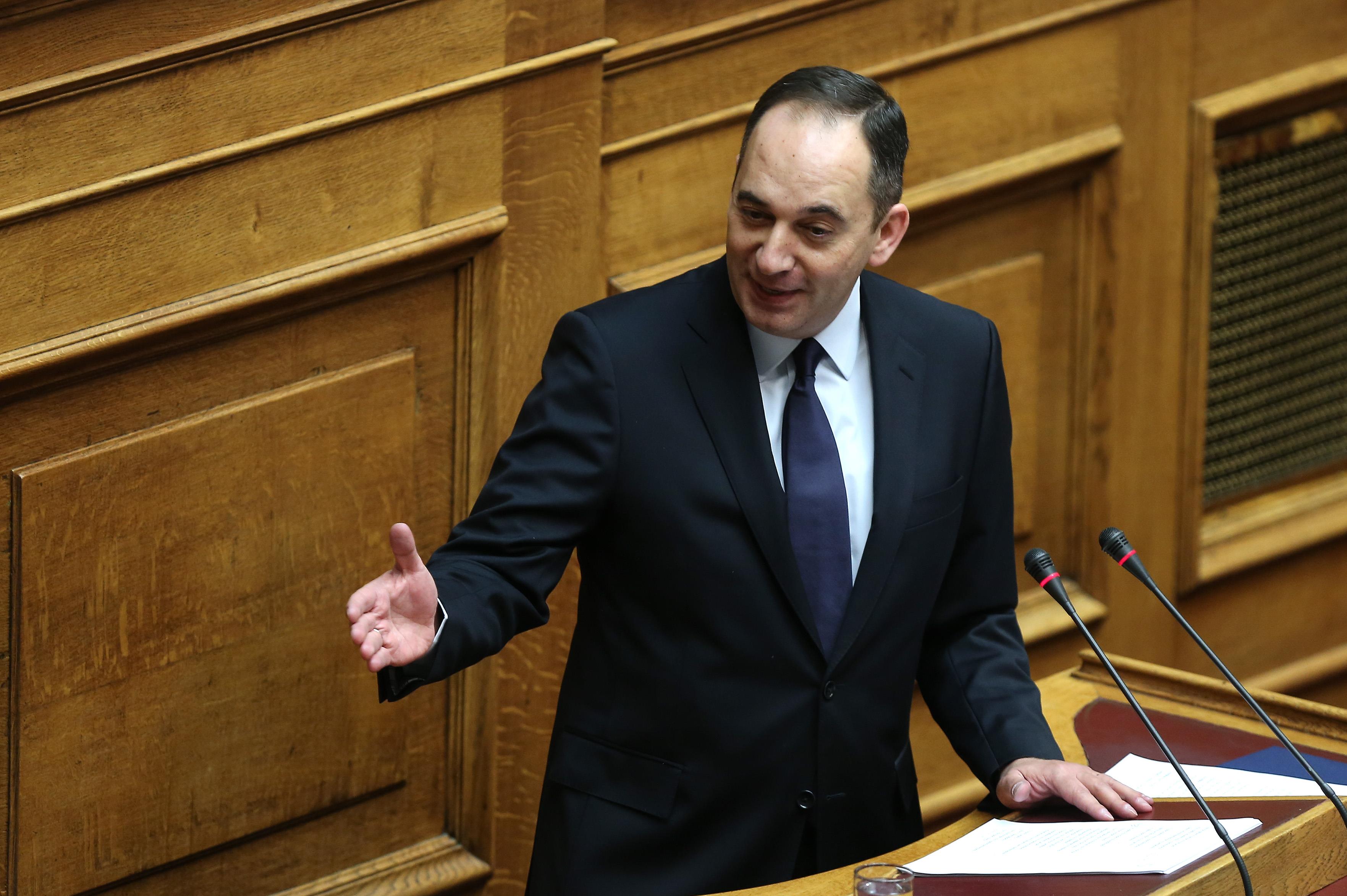 Πλακιωτάκης: Ο προϋπολογισμός συντάχθηκε στις σουίτες του Hilton