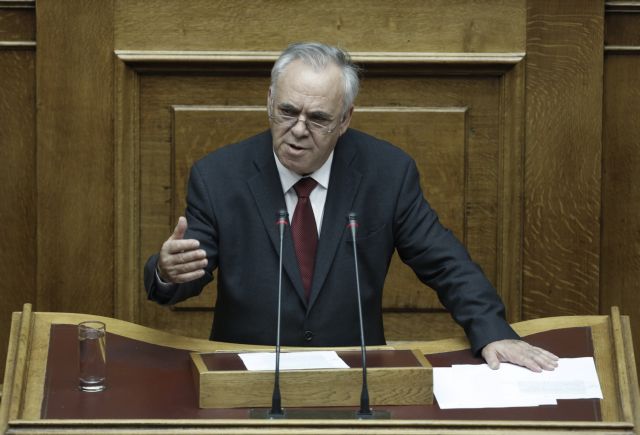 Δραγασάκης: Ανεύθυνα τα όσα λέγονται για αφελληνισμό των τραπεζών