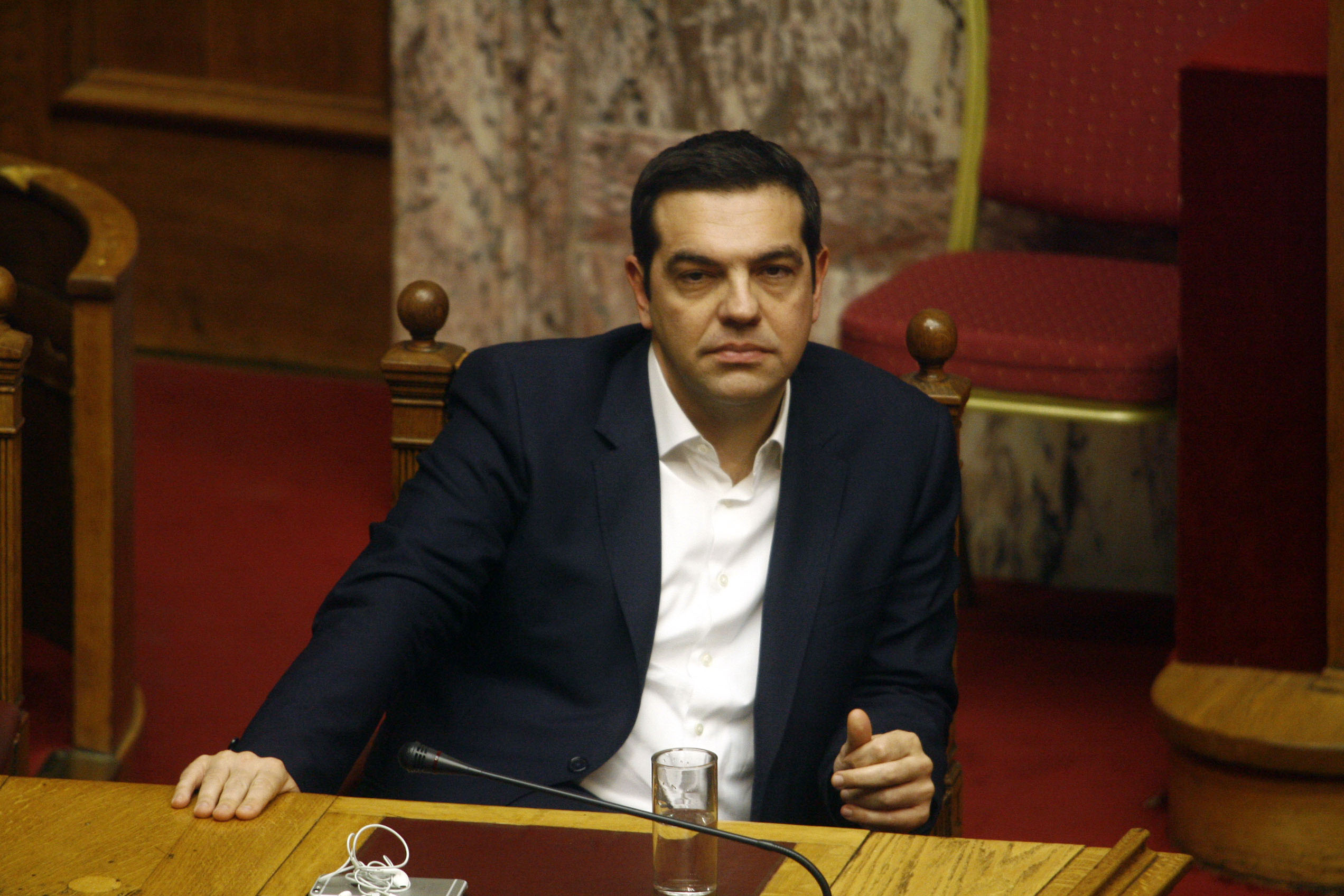 Τσίπρας: Θα υπερασπιστούμε τις συντάξεις και μόνοι μας