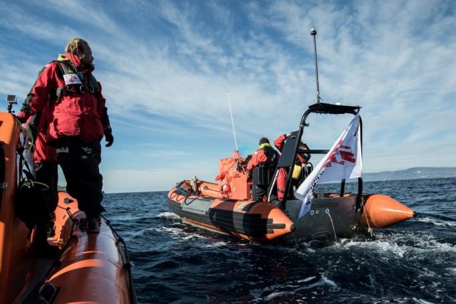Επιχειρήσεις διάσωσης στο Αιγαίο από Γιατρούς Χωρίς Σύνορα και Greenpeace
