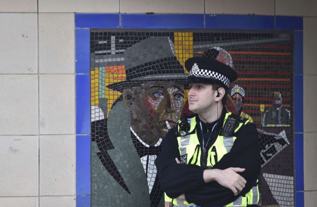 Το συμβάν στο Λονδίνο άνοιξε συζήτηση: «τρομοκρατία αν είναι μουσουλμάνος;»