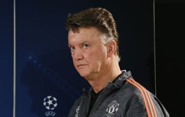 Έξαλλος ο Φαν Γκααλ με τους δημοσιογράφους