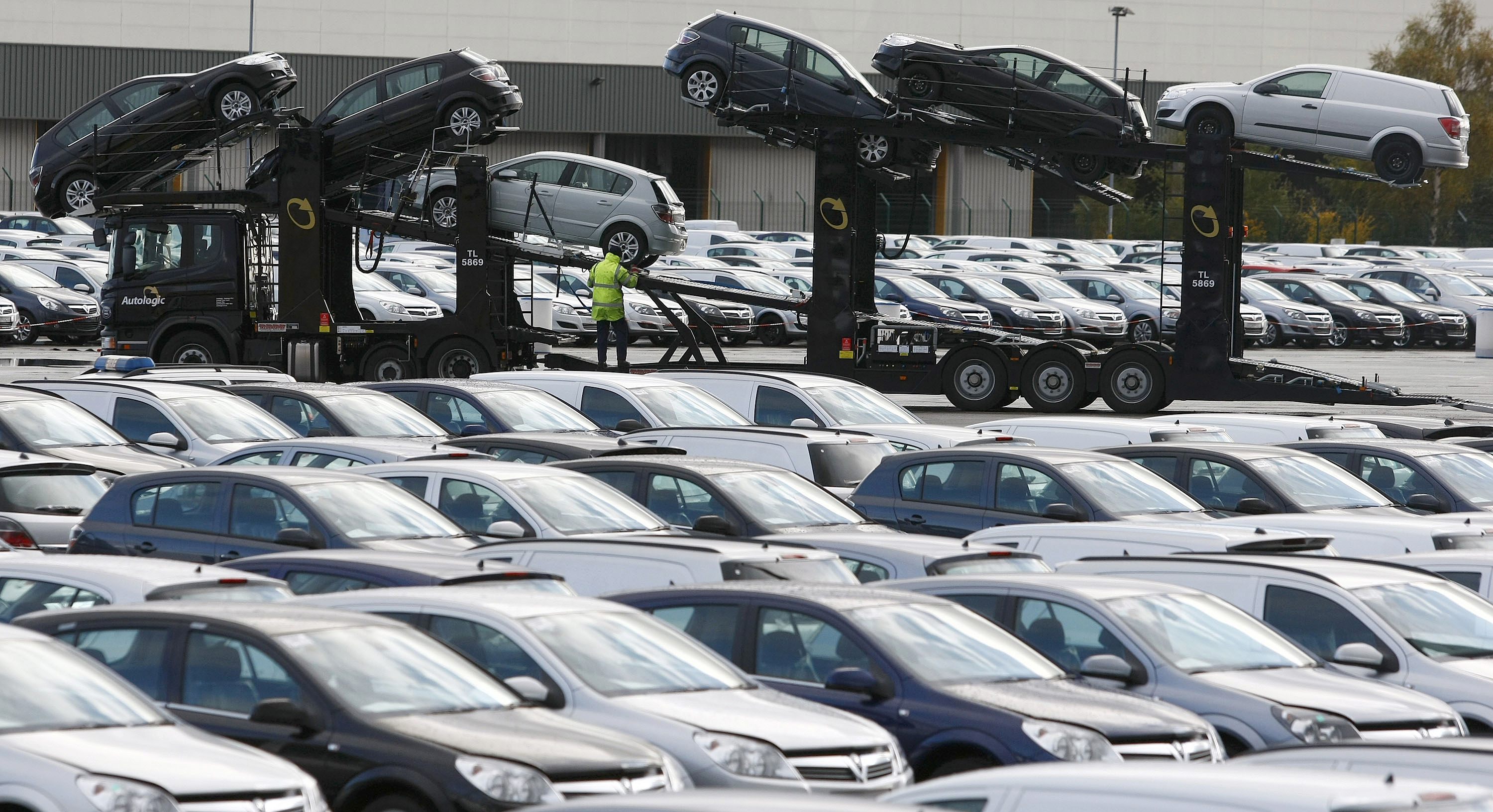 Άνοδος στις ευρωπαϊκές πωλήσεις αυτοκινήτου -και- το Νοέμβριο -στο +8,7% το εντεκάμηνο