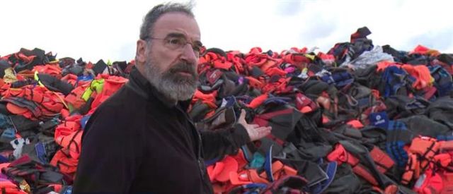 Ο «κατάσκοπος Σολ Μπέρενσον» σώζει παιδάκια στη Μυτιλήνη