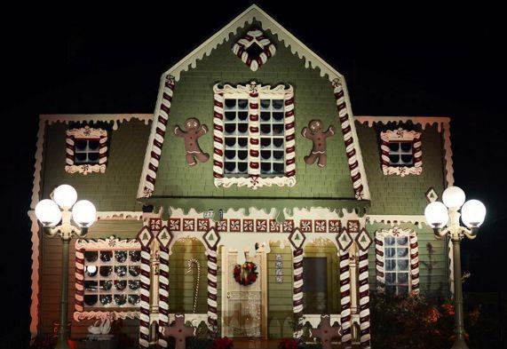 Αμερικανίδα μετέτρεψε το σπίτι των γονιών της σε μελόψωμο