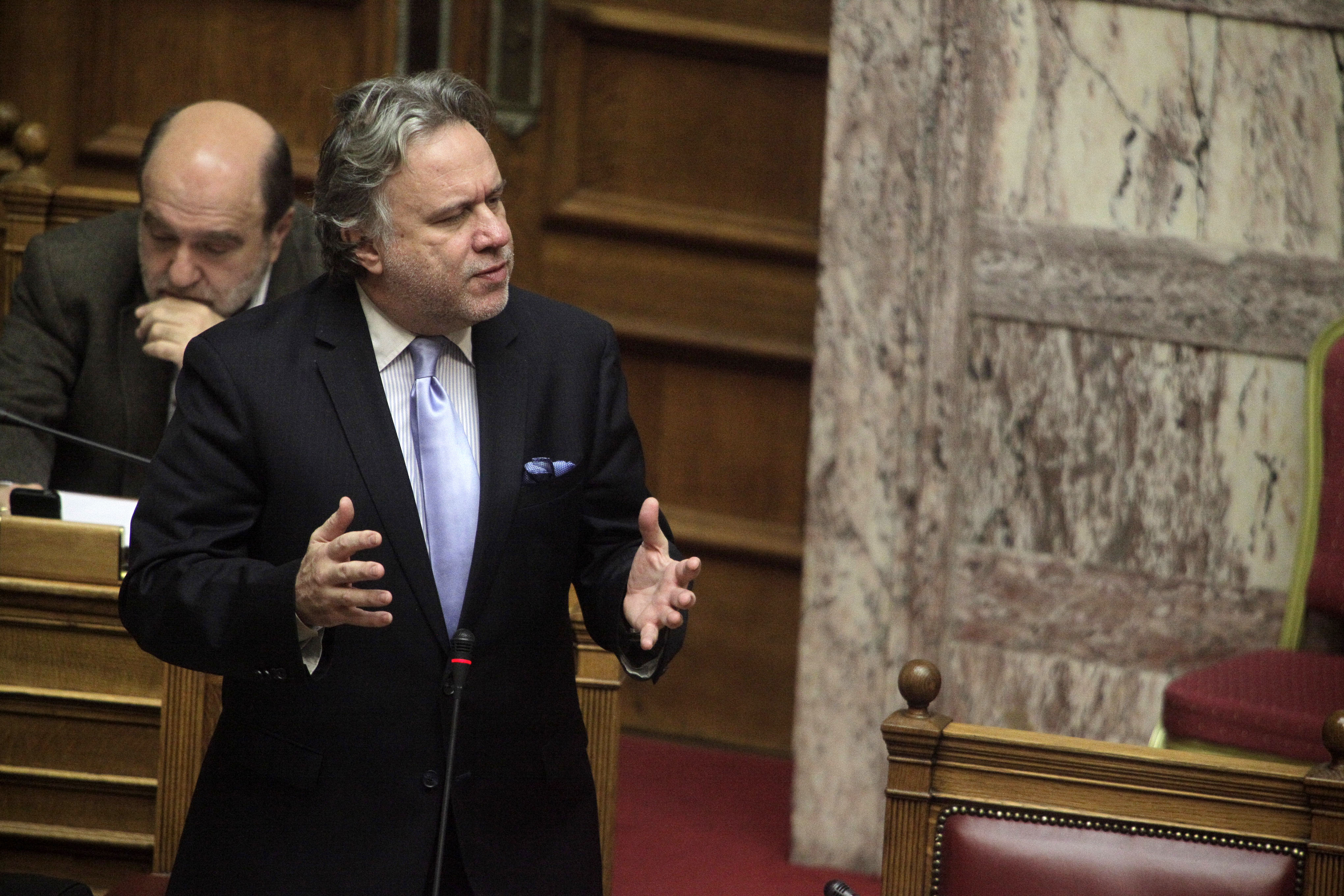 Κατρούγκαλος: Ίσως νομοθετήσουμε μονομερώς για το Ασφαλιστικό