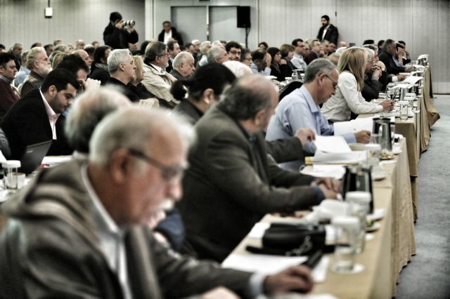 ΚΕ ΣΥΡΙΖΑ: Συνέδριο τον Απρίλιο και «όχι» σε οικουμενική κυβέρνηση