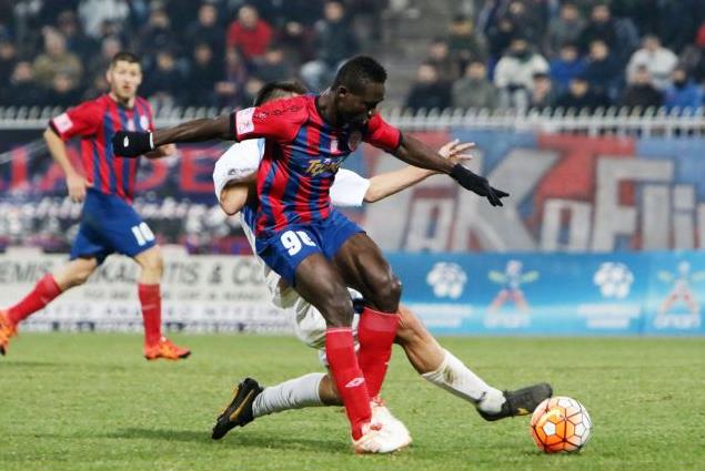 Η Λαμία δεν Χ-αρίστηκε στα Τρίκαλα στερώντας τους την κορυφή