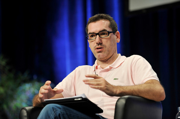 Ν. Δέδες: Ζήτημα δημόσιας υγείας η αδιάκοπη θεραπεία των οροθετικών