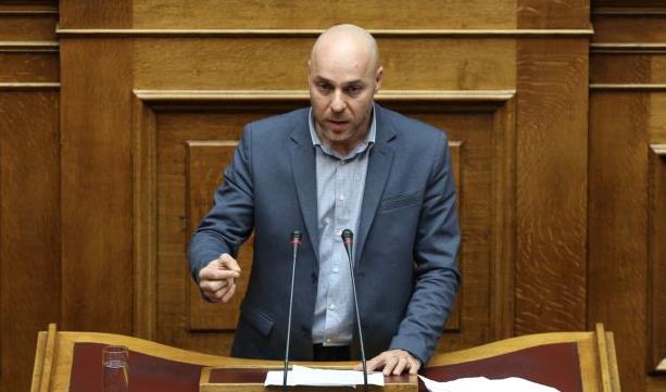 Σύρραξη Αμυρά-Κατσίκη στη Βουλή για το Σύμφωνο Συμβίωσης