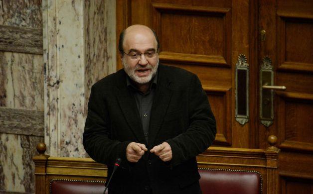 ΝΔ: Ο Τρ.Αλεξιάδης παραπληροφορεί για τα χρέη των ιδιωτών στο Δημόσιο