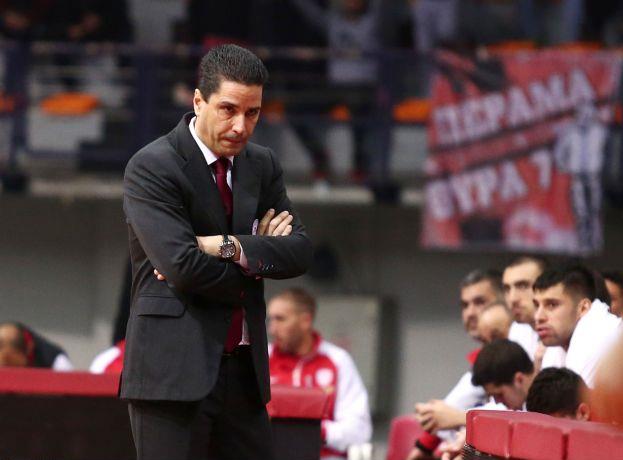 Εξαλλος ο Σφαιρόπουλος έκανε παράπονα πρωί πρωί στο ΣΕΦ