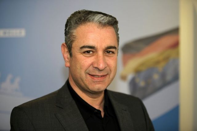 Πέθανε ο δημοσιογράφος της Deutsche Welle Σταμάτης Ασημένιος