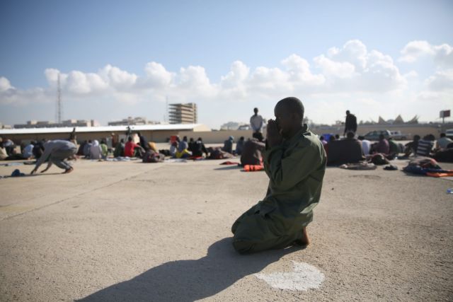 Δύο πρόσφυγες πνίγηκαν, 108 διασώθηκαν ανοιχτά της Λιβύης