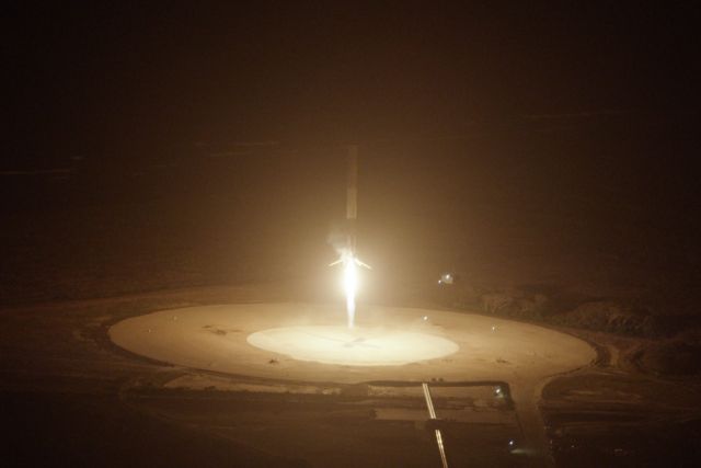 SpaceX: Ιστορική προσεδάφιση χρησιμοποιημένου πυραύλου