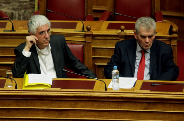 Υψηλοί τόνοι στην Ολομέλεια για το σύμφωνο συμβίωσης