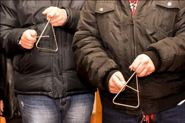 Λήστεψαν παιδιά που έλεγαν τα κάλαντα