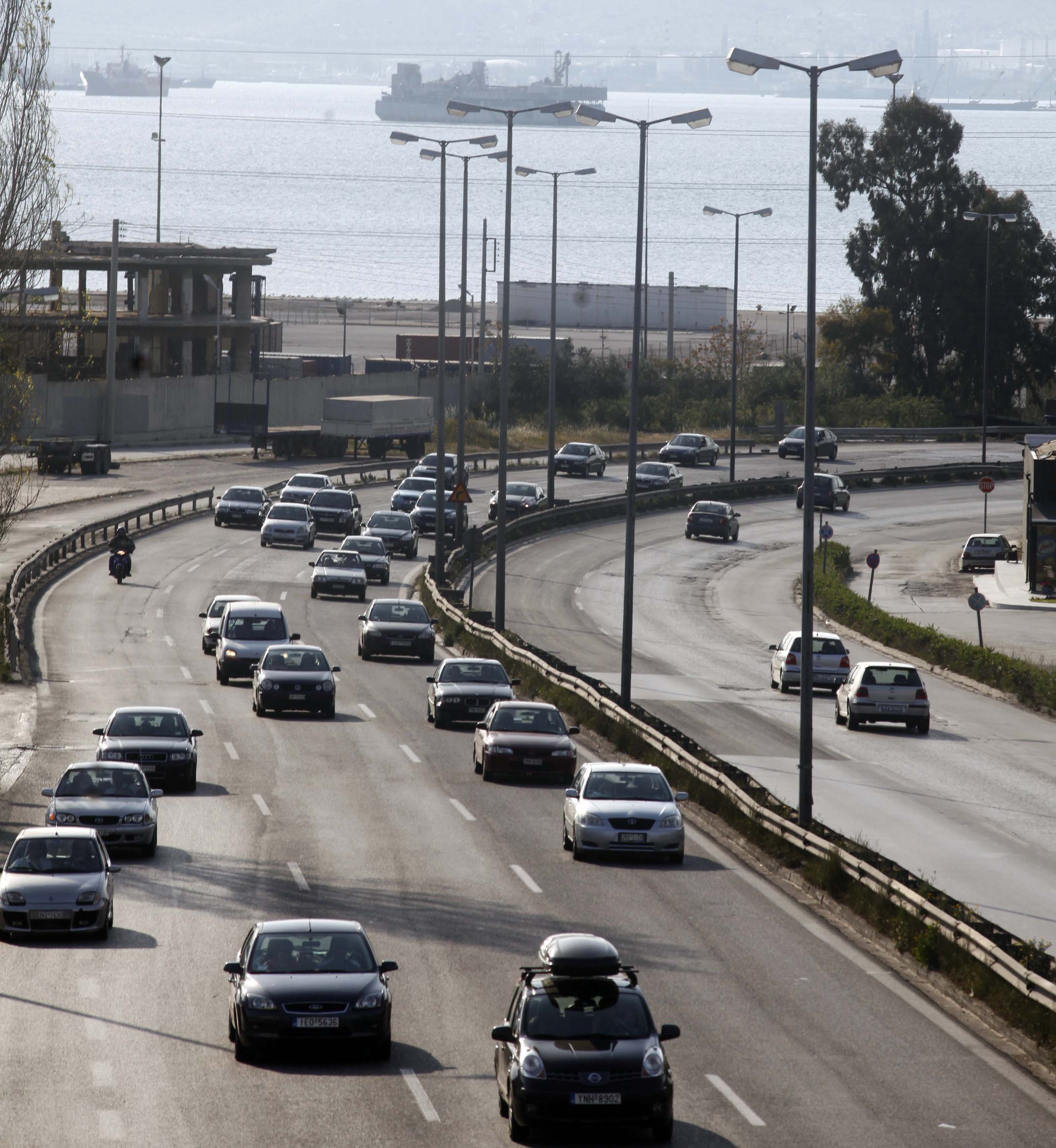 Σύντομη διακοπή κυκλοφορίας στην Αθηνών – Πατρών