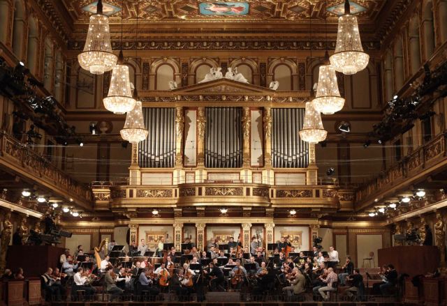 Φιλαρμονική Βιέννης: Πρωτοχρονιάτικη Συναυλία υπό τον Μάρις Γιάνσονς