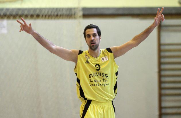 Ο Χατζής ανακοίνωσε την αποχώρηση του από την ενεργό δράση