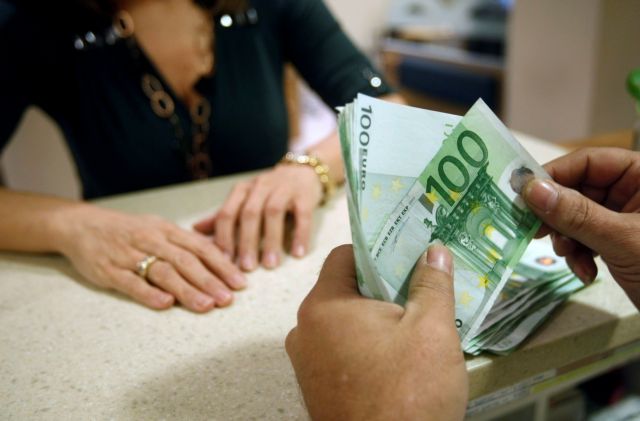 «Ανάσα» για 700.000 δανειολήπτες η πτώση του Euribor