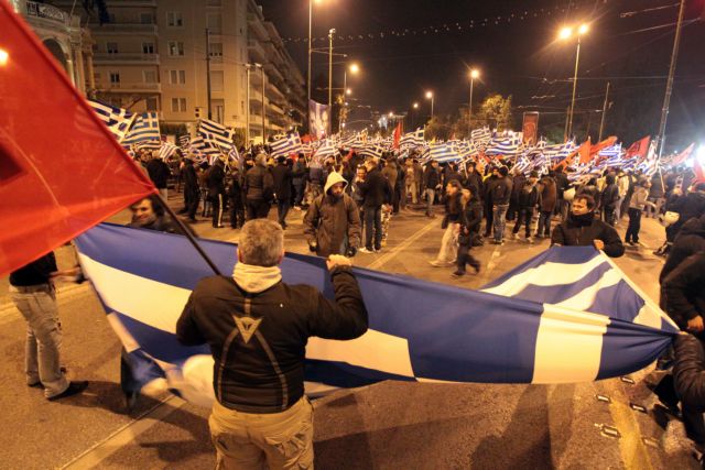 Πρόκληση Μιχαλολιάκου: Με ναζιστικό χαιρετισμό στη συγκέντρωση για τα Ίμια