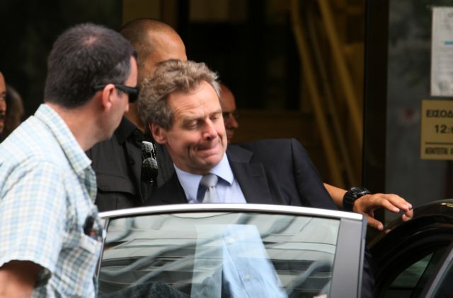 Σκληρότερο ασφαλιστικό ζητούν από την Αθήνα Σόιμπλε και ΔΝΤ