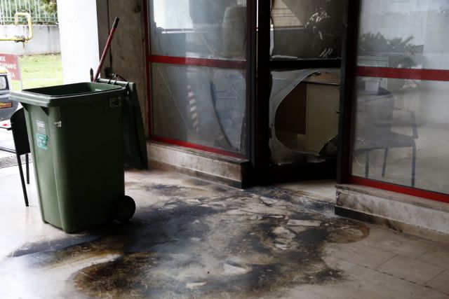 Γκαζάκια σε ΔΟΥ στα Εξάρχεια