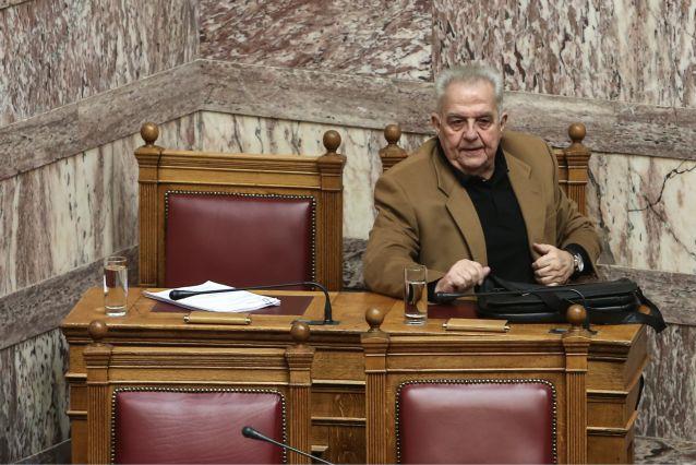 Φλαμπουράρης: Ηθική υποχρέωση για όσους διαφωνούν η παράδοση της έδρας