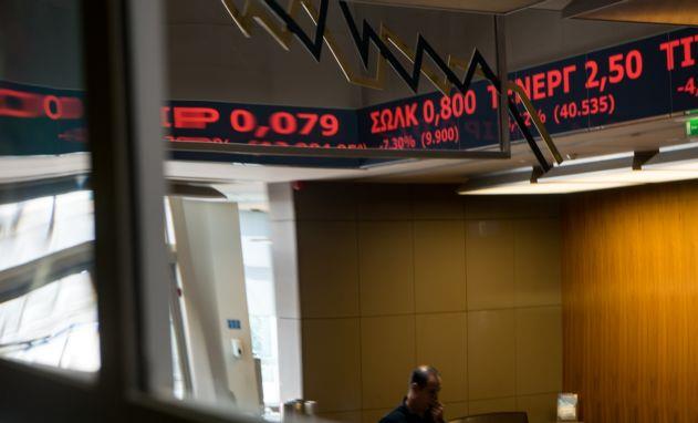 Σε αρνητικό έδαφος το Χρηματιστήριο στην πρώτη συνεδρίαση του έτους