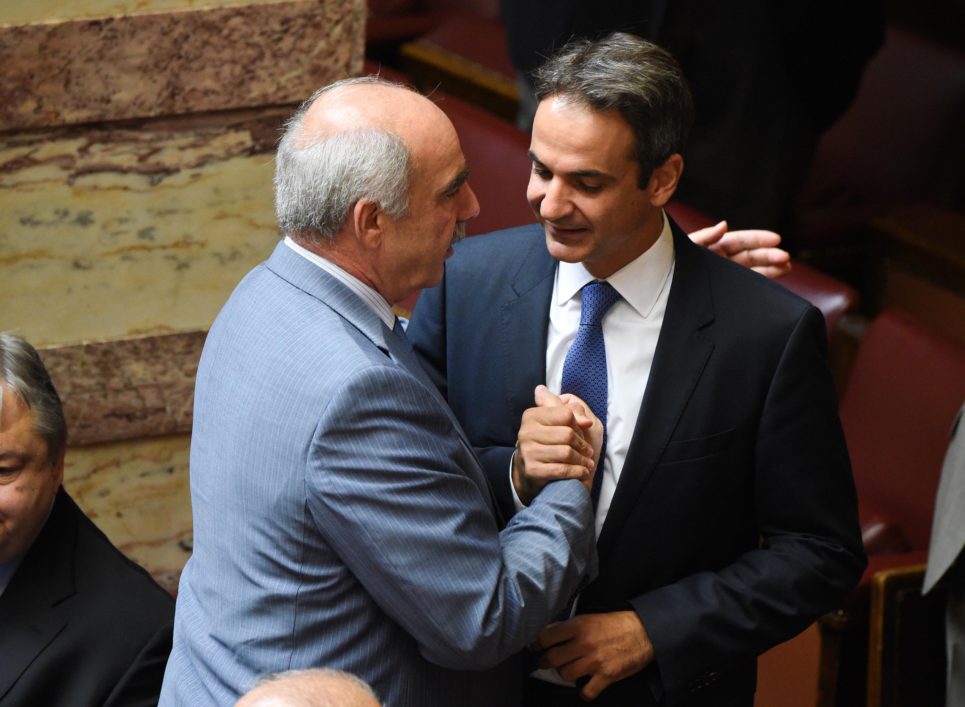 Αντίστροφη μέτρηση για την εκλογή προέδρου στη ΝΔ