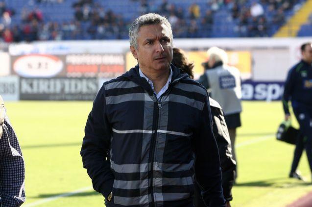 Μετωπική του Σπανού με μερίδα οπαδών του Ατρομήτου