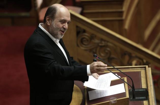 Αλεξιάδης: Εξετάζεται ενιαία κλίμακα φορολόγησης για όλα τα εισοδήματα