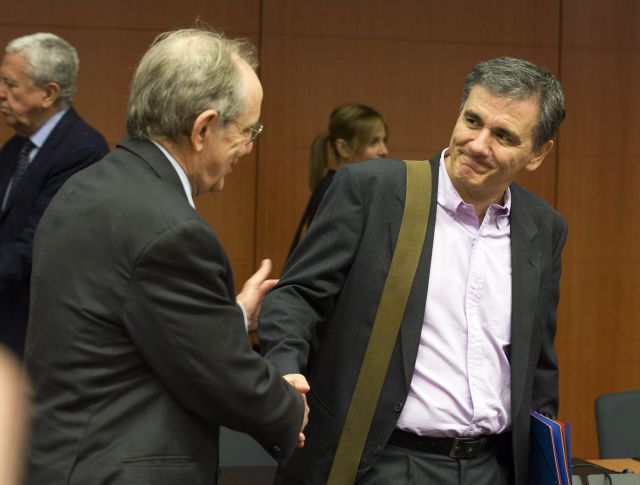 Χρέος, αξιολόγηση και Ασφαλιστικό στη συνάντηση Τσακαλώτου-Παντοάν