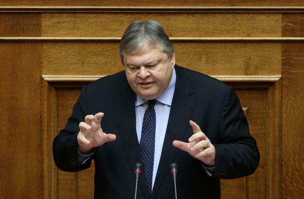 Βενιζέλος: «Να θυμηθούμε πού ήμασταν και πού βρισκόμαστε»