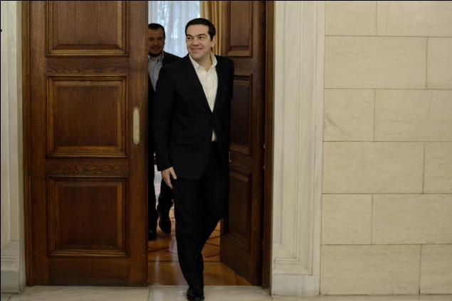 Συνάντηση Τσίπρα με εργοδοτικούς φορείς για το Ασφαλιστικό