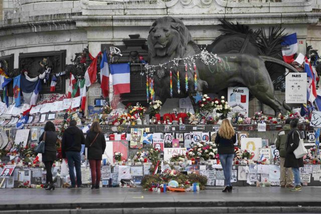 Επέτειος του Charlie Hebdo: Η Γαλλία θυμάται το εφιαλτικό πενθήμερο