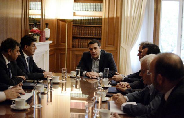 Όσα ειπώθηκαν στο Μαξίμου και οδήγησαν στην αύξηση των εισφορών