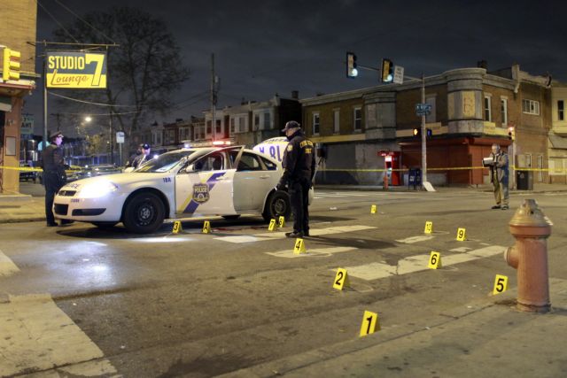 Τουλάχιστον 11 σφαίρες κατά αμερικανού αστυνομικού «στο όνομα του Ισλάμ»
