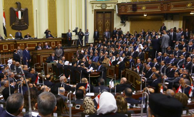 Συνεδρίαση, πρώτη φορά μετά από τρία χρόνια, το Κοινοβούλιο της Αιγύπτου