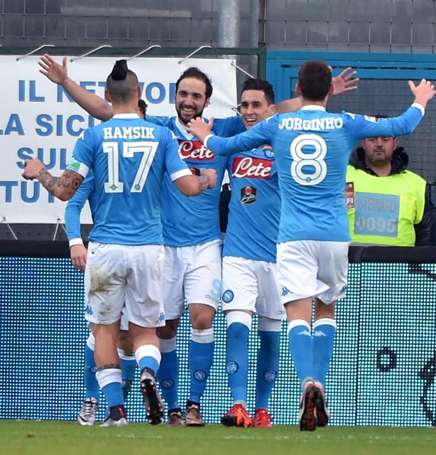 Πρωταθλήτρια χειμώνα η Νάπολι, «έπιασε» την Ίντερ η Γιουβέντους