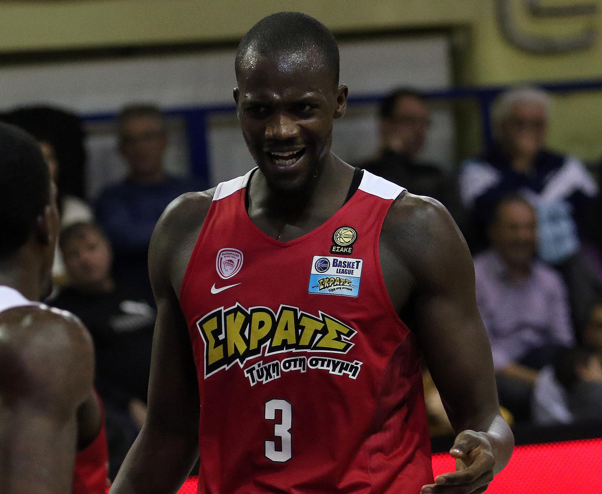 Ο Σον Τζέιμς ζήτησε και έφυγε από τον Ολυμπιακό