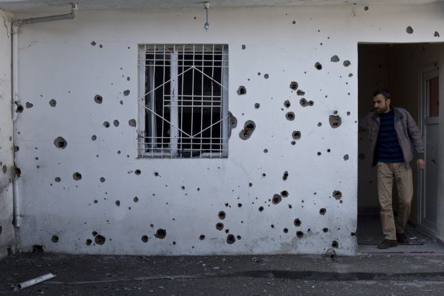 Τουρκία: Οι δυνάμεις ασφαλείας πυροβόλησαν και τραυμάτισαν στελέχη του κουρδικού HDP