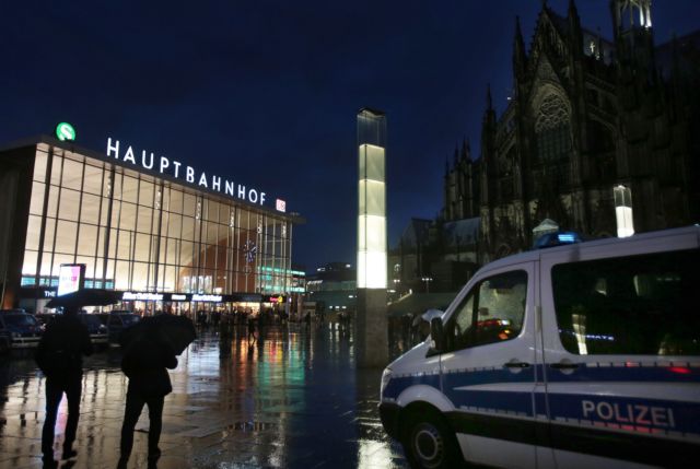 Κολωνία: Αμοιβή 10.000 ευρώ για στοιχεία, «ξεπουλάνε» τα αμυντικά σπρέι