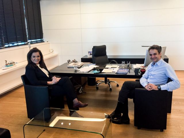 Μπακογιάννη: Συγκινητικό να βλέπεις τον αδελφό σου πρόεδρο της ΝΔ