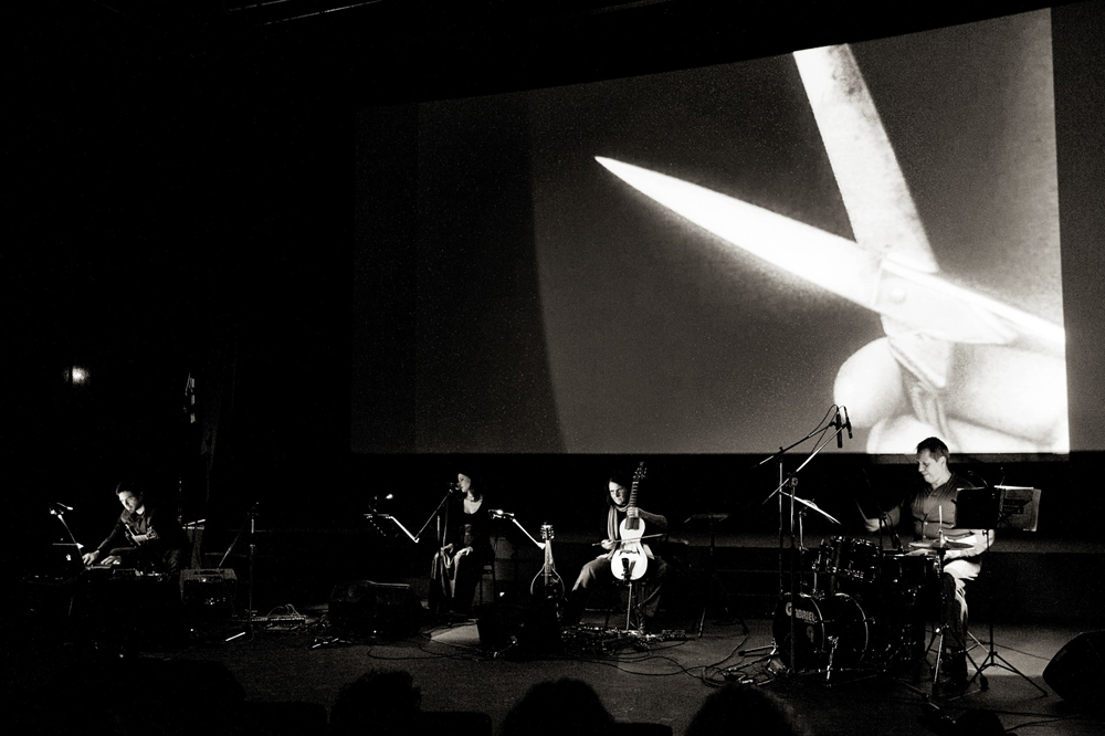 Οι Liminal Vanguard συνθέτουν επί σκηνής για τη βωβή ταινία «Limite» – Προσκλήσεις