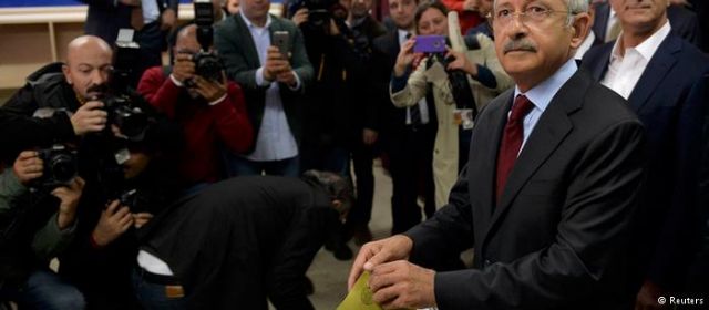 Συνέδριο CHP σε κρίσιμη περίοδο για την Τουρκία